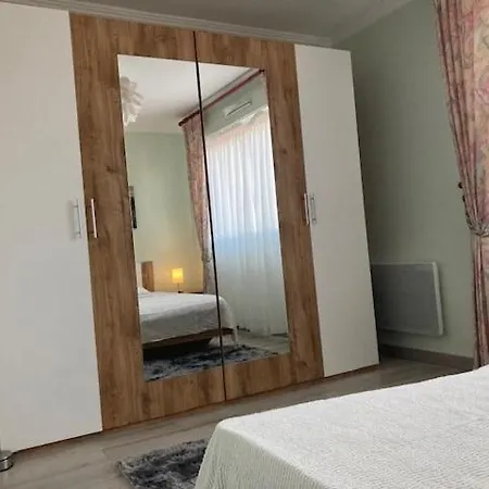 Le Face Vue Imprenable * Мерлимон